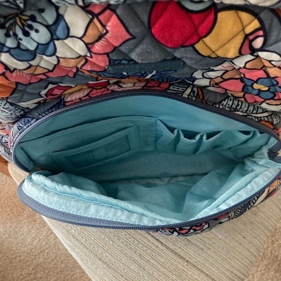 Vera Bradley Backpack Large EUC Tropical Evening - with padded laptop sleeve - Picture 7 of 16